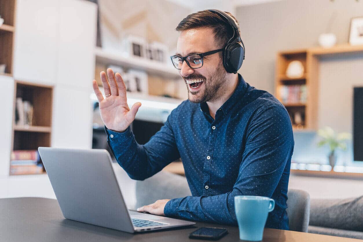 Teletrabajo: mantener el contacto con los colegas